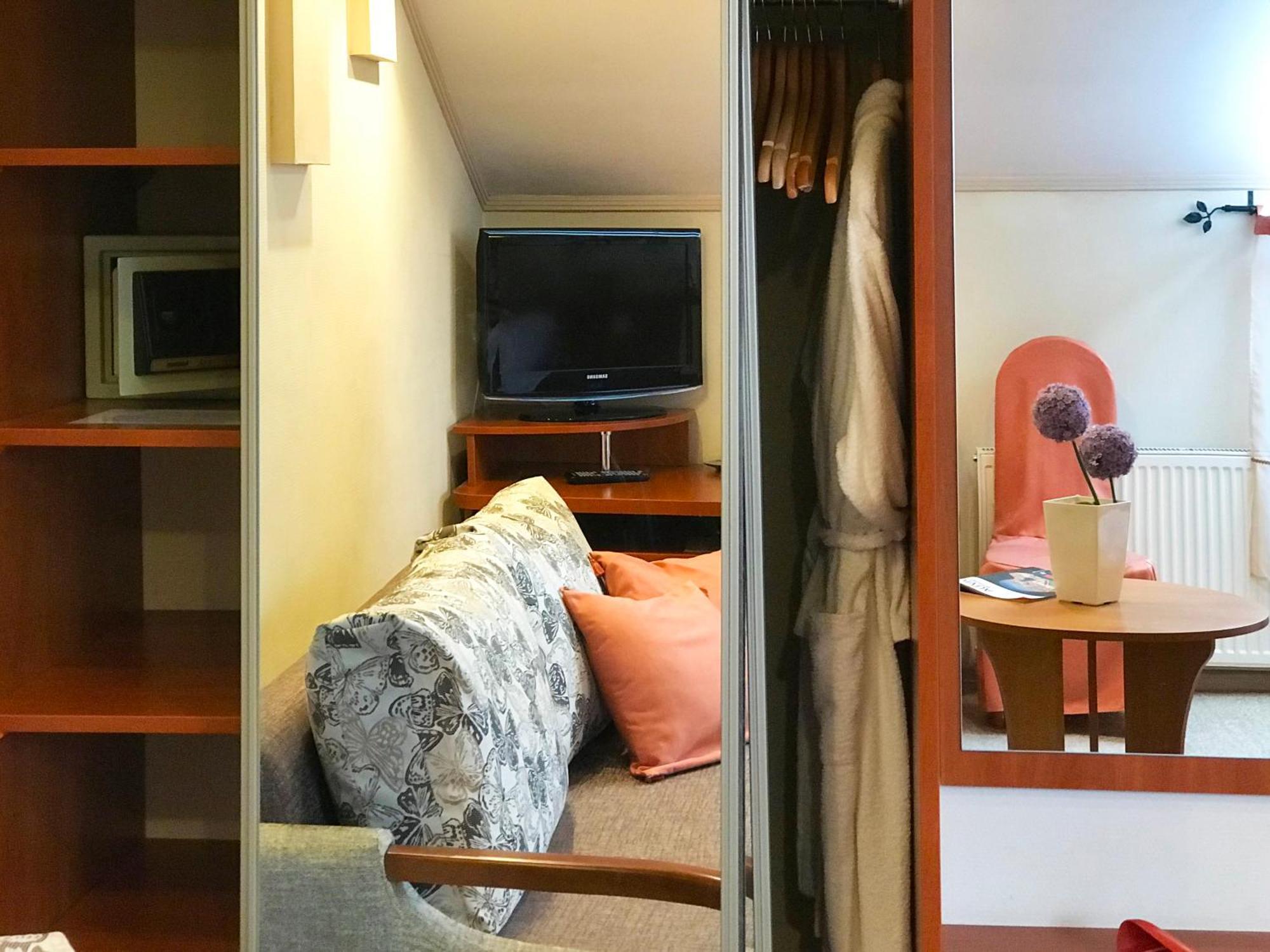 Economy Room In Hotel Eney Lvov Pokoj fotografie
